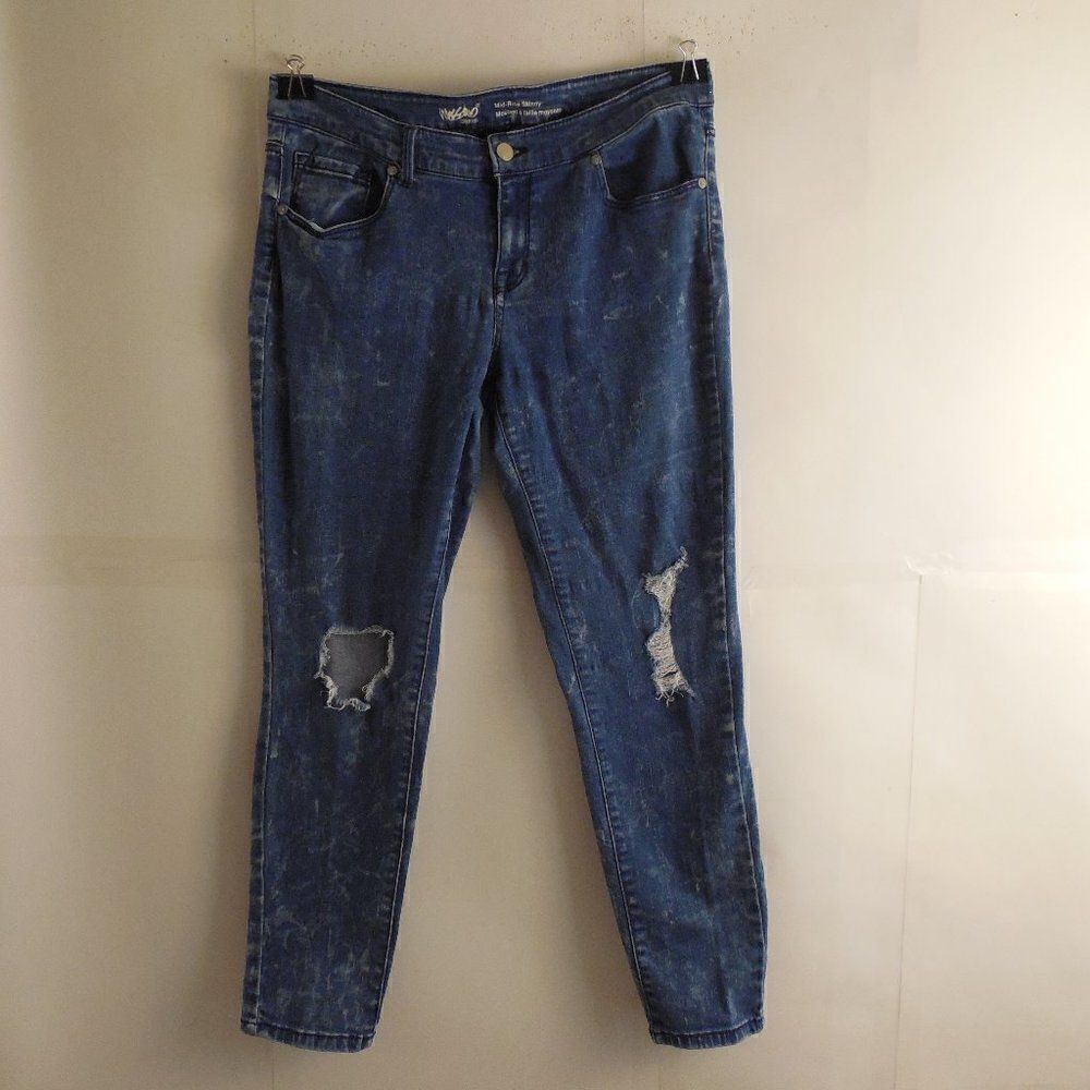 531513...Mossimo Skinny Jeans Size 12/31, 8"Rise